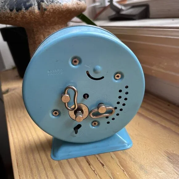 Vintage Walt Disney Bayard France Mechanical Alarm Clock Pinocchio Blue - Picture 4 of 5